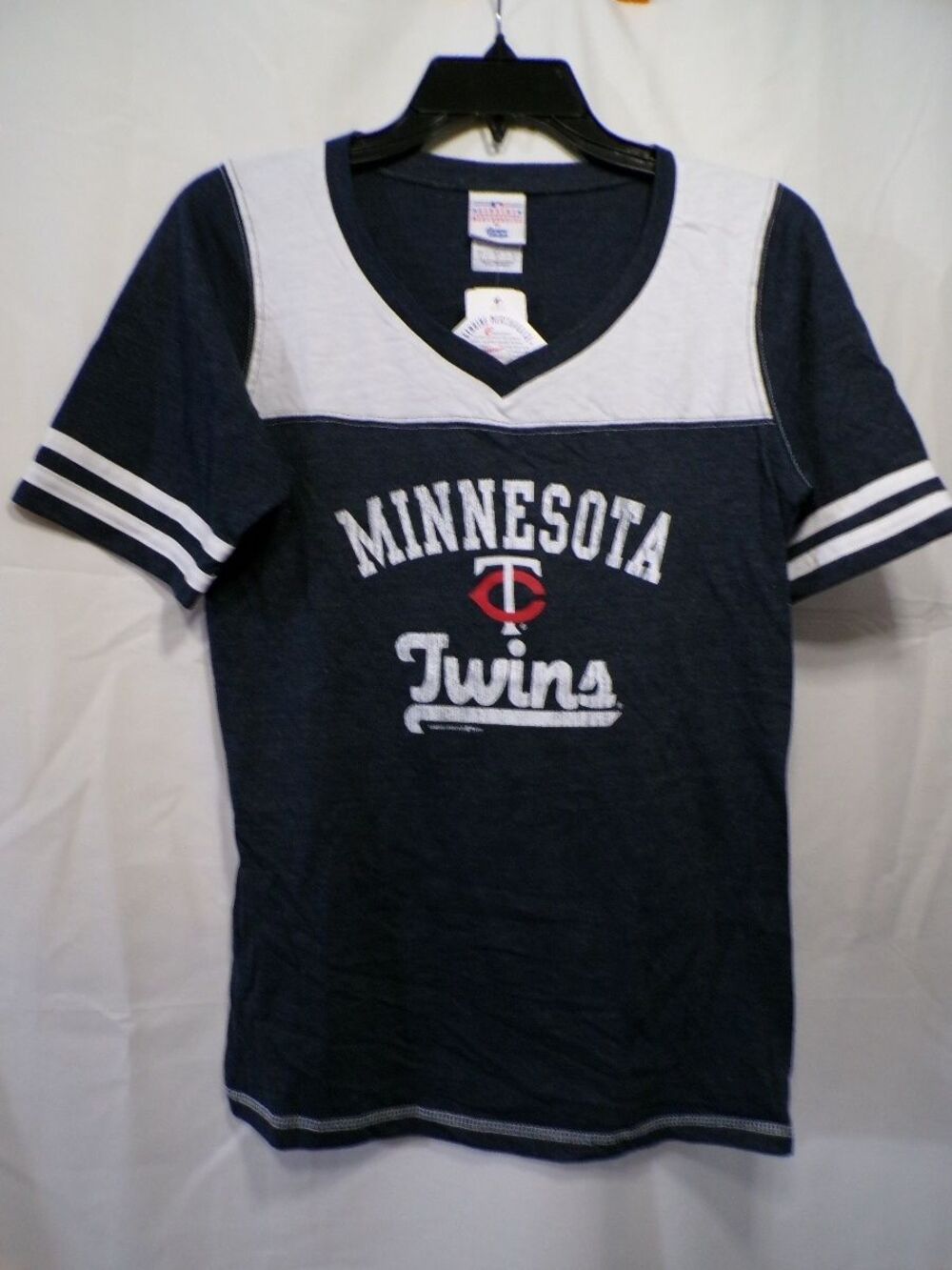 Campus Lifestyle Womens Minnesota Twins V Neck T-Shirt M Navy White